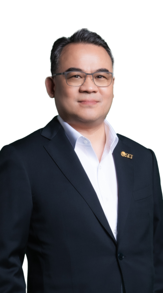 คุณสรวิศ SET